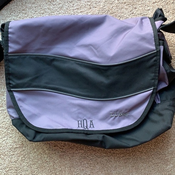 LL Bean messenger bag - Picture 2 of 8